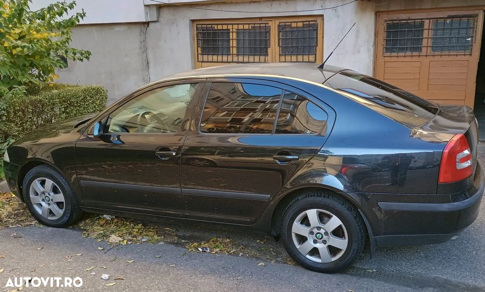 Skoda Octavia 1.6 MPI Elegance - 3