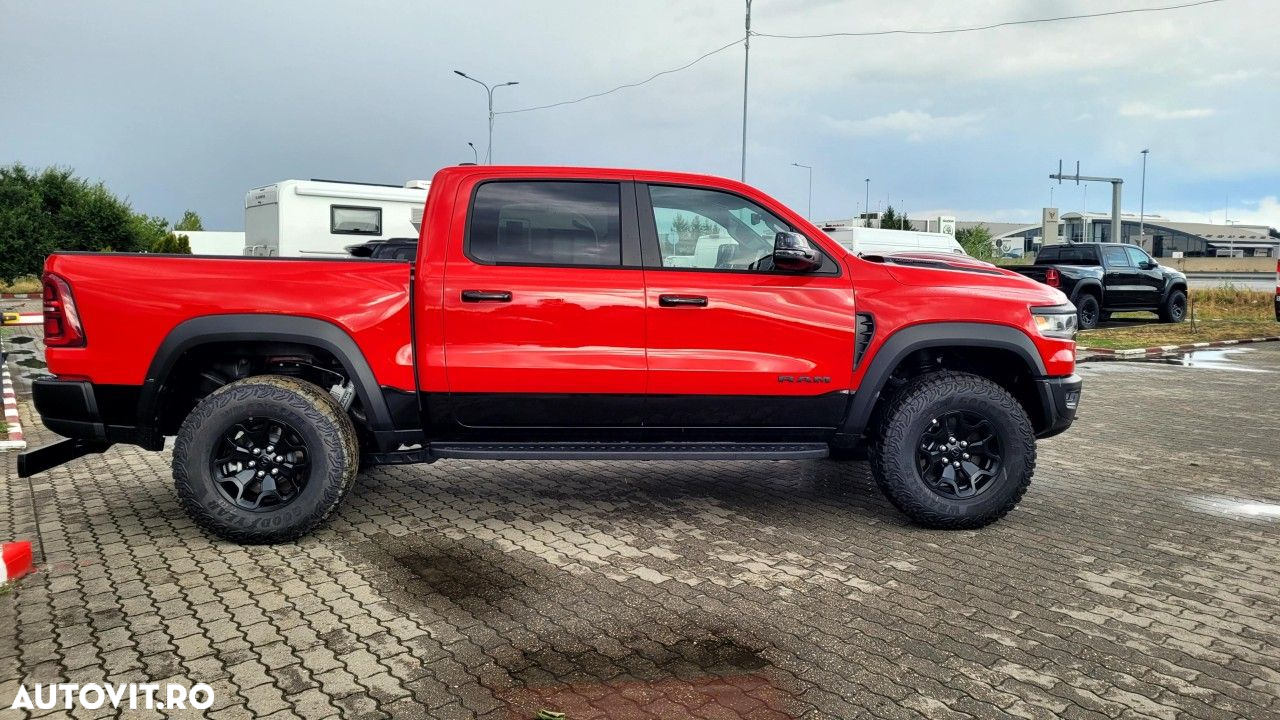 Dodge RAM - 6
