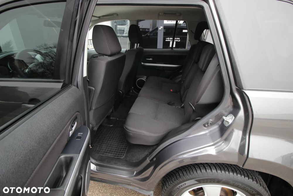 Suzuki Grand Vitara - 11