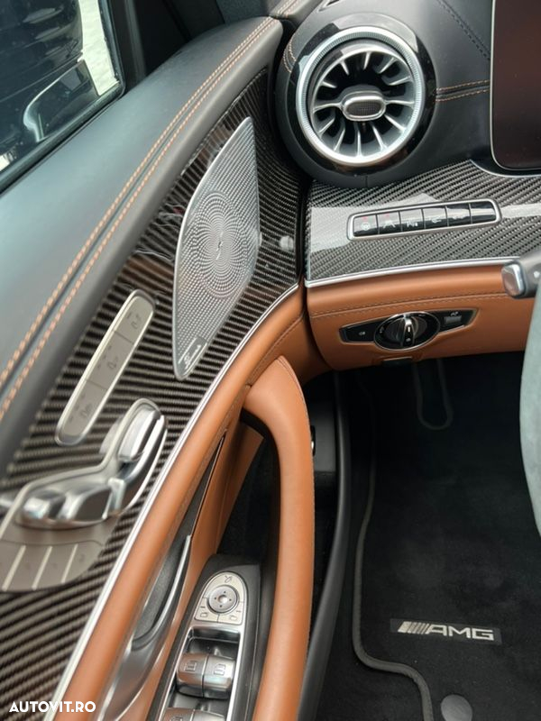 Mercedes-Benz AMG GT - 10