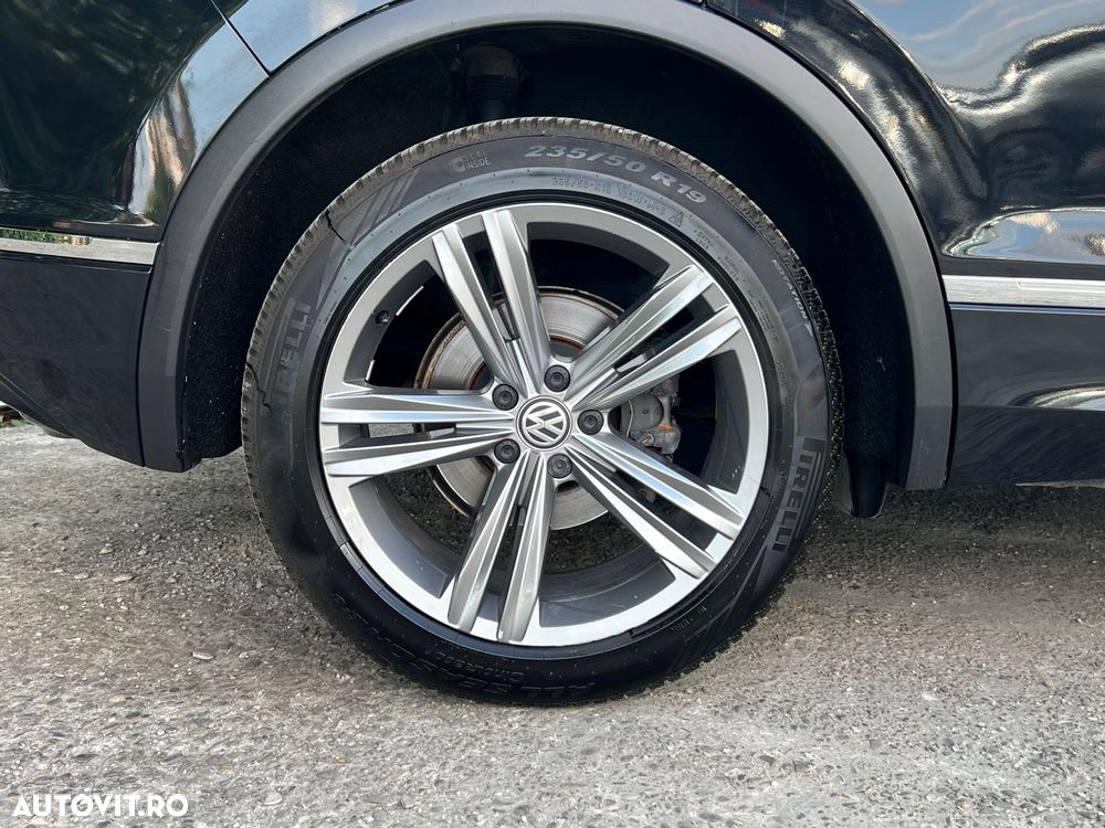 Volkswagen Tiguan 2.0 TDI SCR 4MOTION DSG R-Line - 25