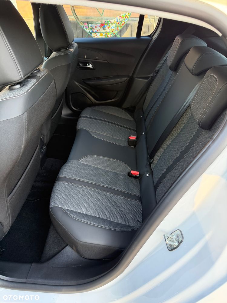 Peugeot 208 Hybrid 100 e-DSC6 Allure - 19