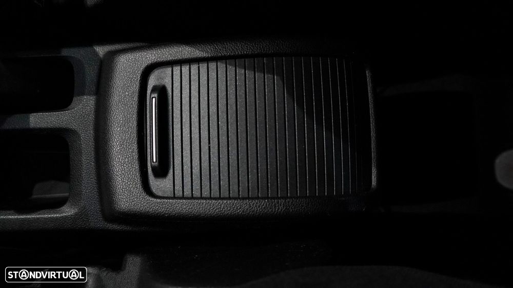 Ford B-Max 1.5 TDCi Titanium - 25