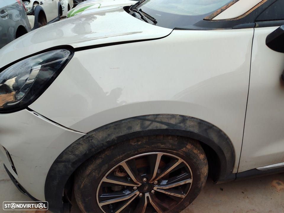 GUARDA-LAMAS FRENTE ESQUERDO FORD PUMA - 1