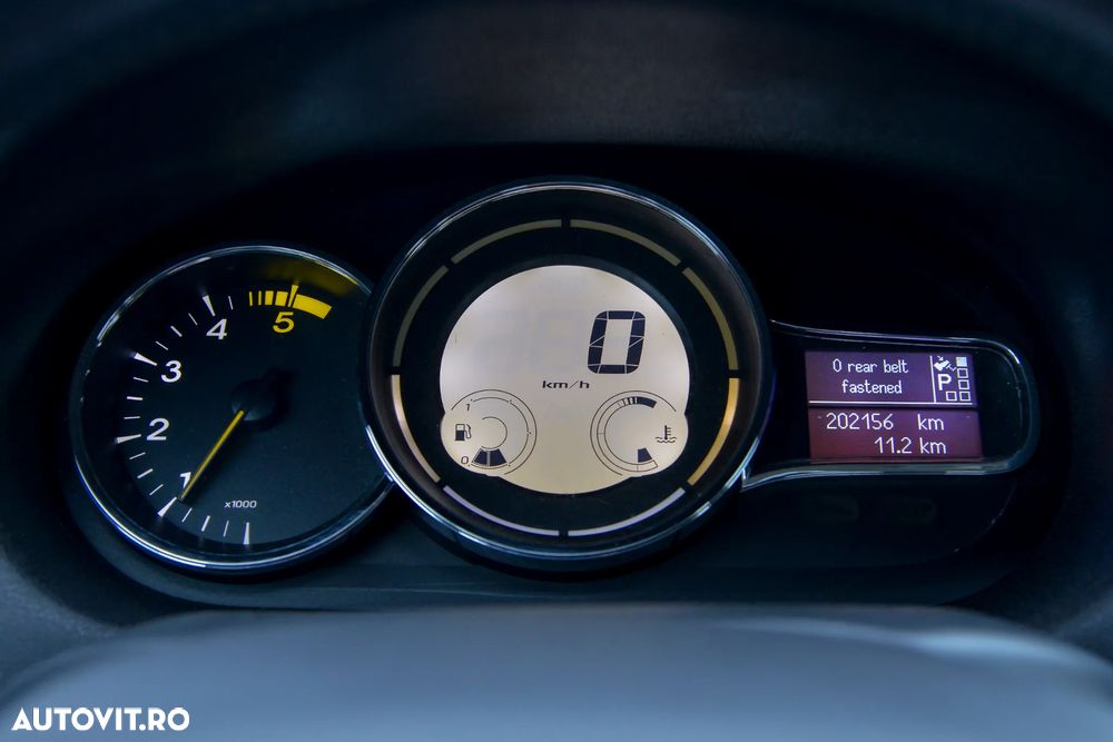 Renault Megane 1.5 dCi EDC Olympic - 7