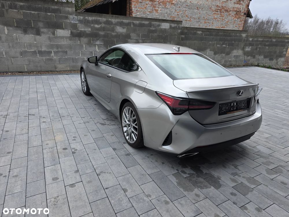 Lexus RC - 4