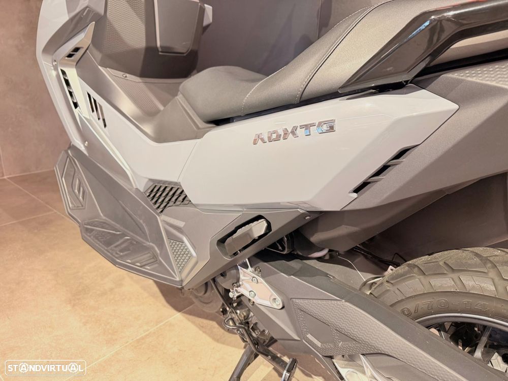 Sym ADX - 7