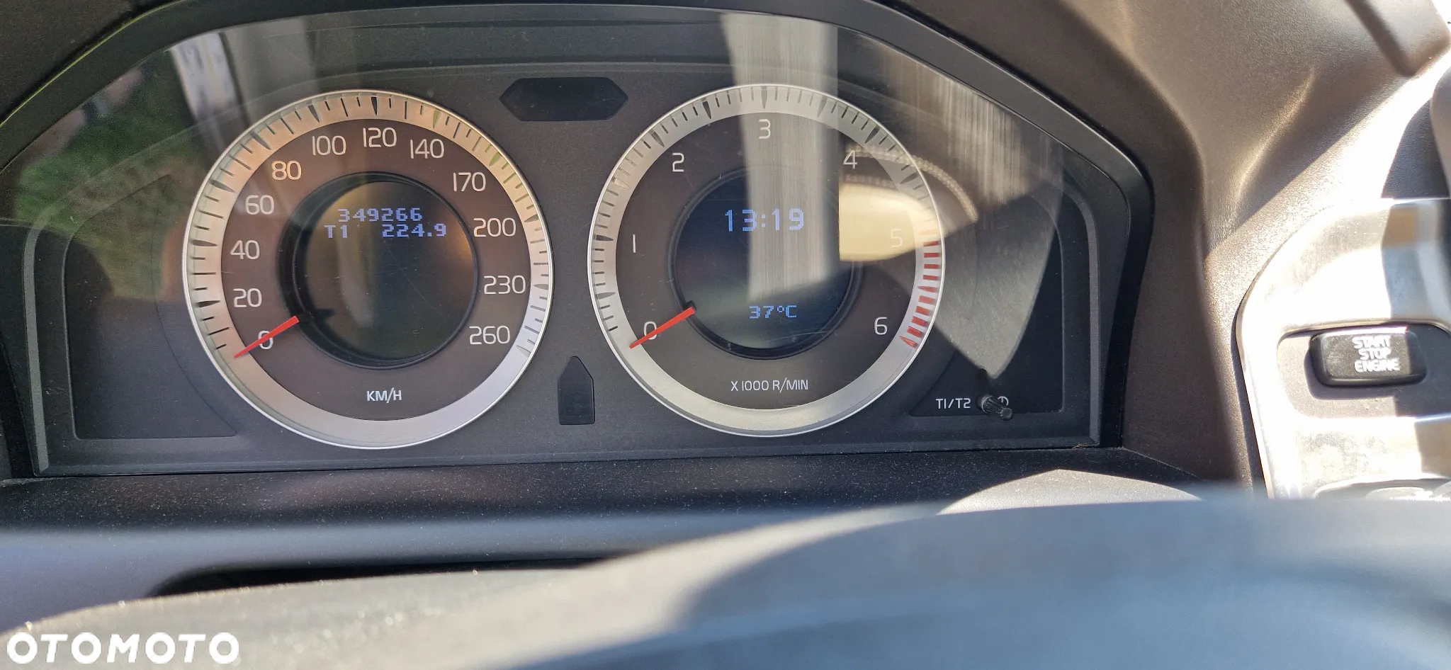 Volvo XC 60 D5 AWD - 9