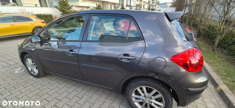 Toyota Auris 1.6 VVT-i Luna MM - 9