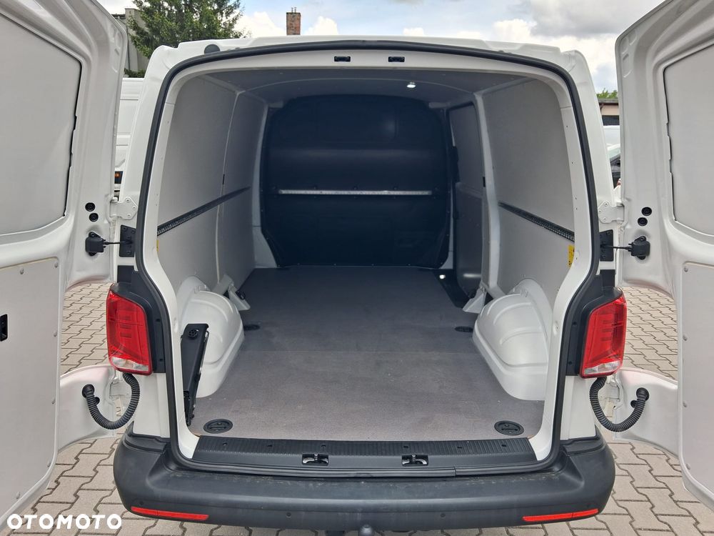 Volkswagen Transporter T6 - 16