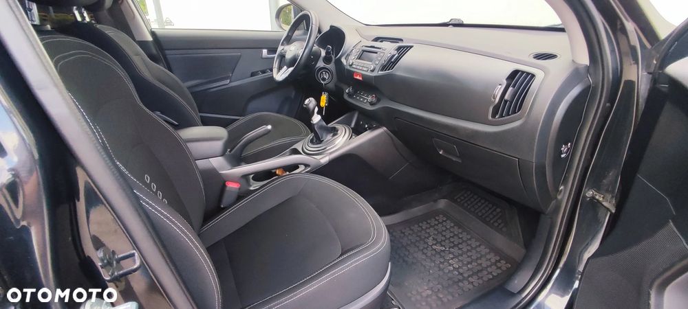 Kia Sportage 2.0 CRDI M - 15