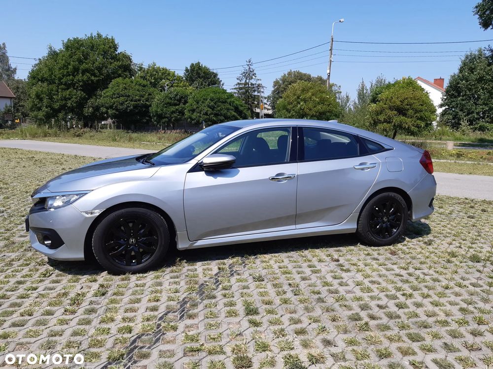 Honda Civic 1.5 i-VTEC Turbo CVT Elegance - 5