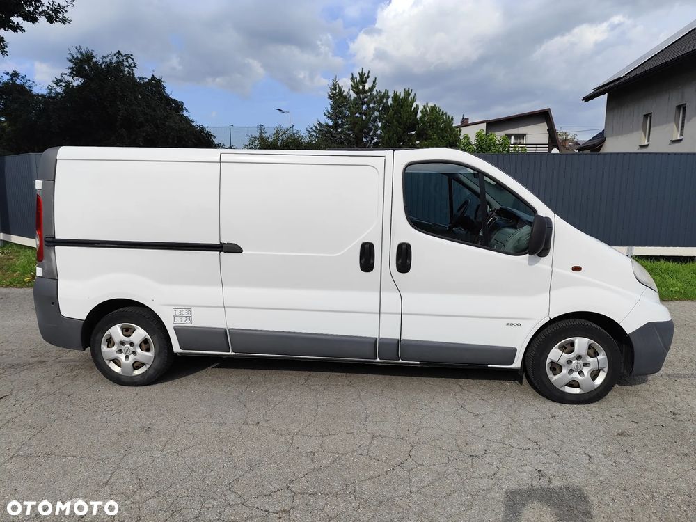 Opel VIVARO - 27