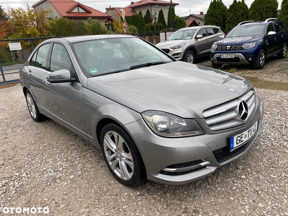 Mercedes-Benz Klasa C 180 (BlueEFFICIENCY) Avantgarde - 3