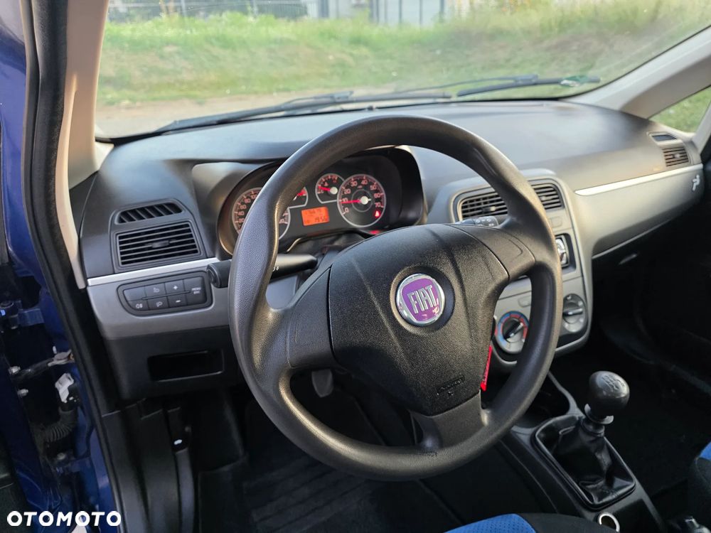 Fiat Grande Punto - 14