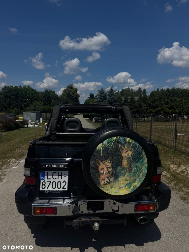 Mitsubishi Pajero Sport - 13