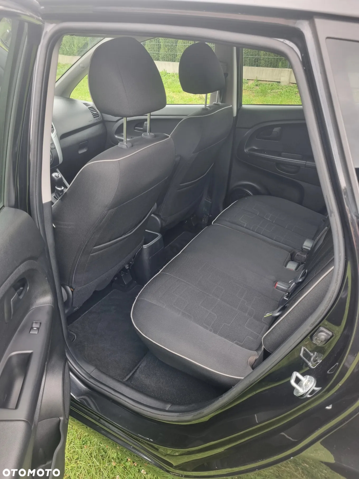 Kia Venga 1.4 CVVT ISG Dream Team Edition - 11