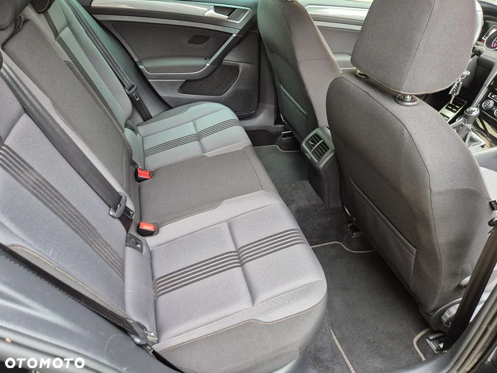 Volkswagen Golf 1.6 TDI BlueMotion Technology Allstar - 26