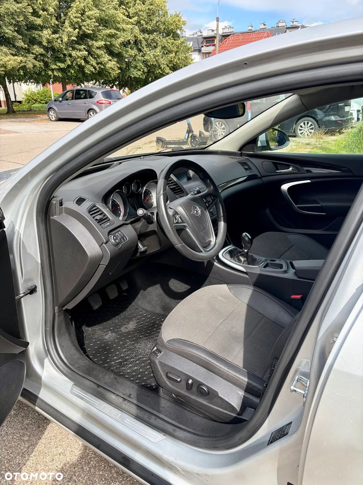Opel Insignia 1.6 T Cosmo - 24