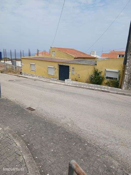 Vendo moradia para reabilitar na Atalaia - Lourinhã - Grande imagem: 2/12