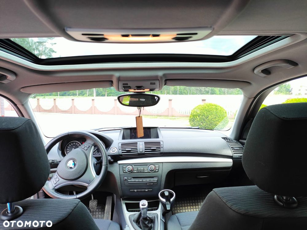 BMW Seria 1 116d - 2