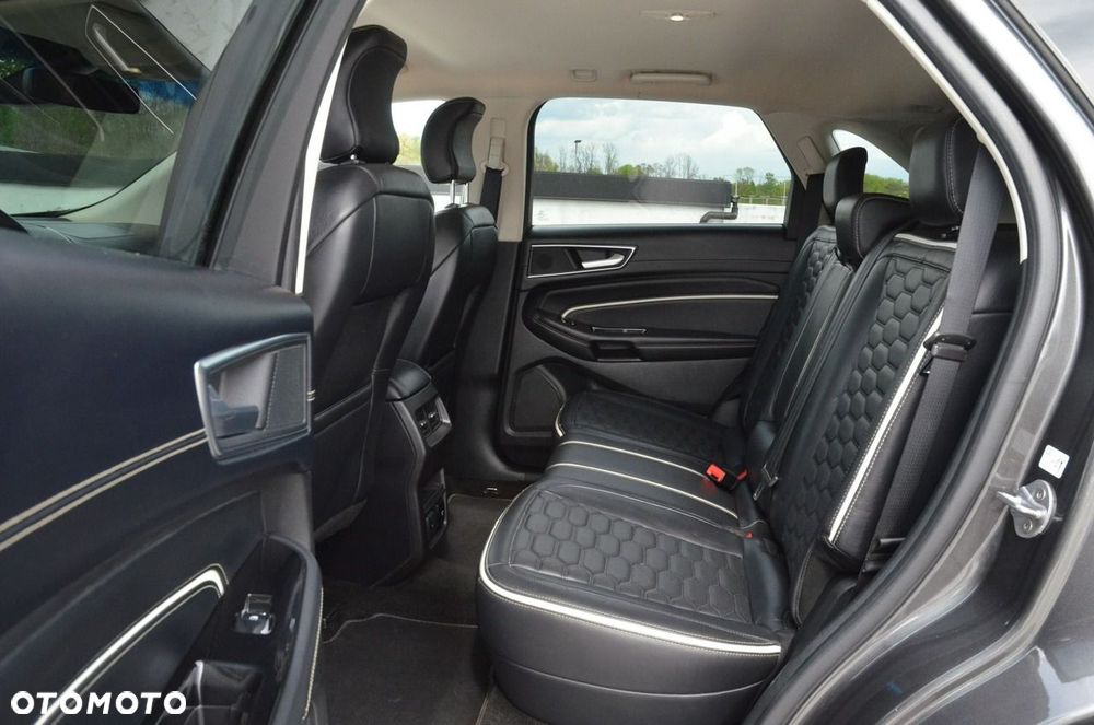 Ford Edge 2.0 TDCi Bi-Turbo 4x4 Vignale - 29