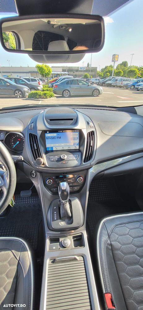 Ford Kuga 2.0 TDCi 4WD Powershift Vignale - 12