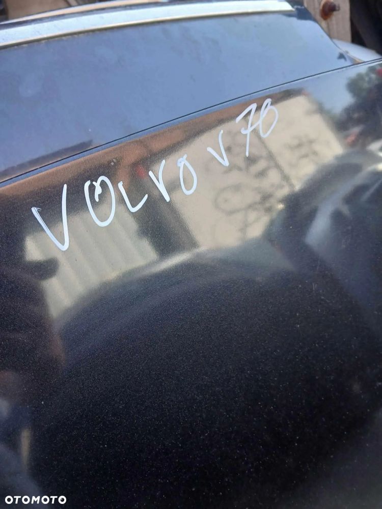 Volvo V70 Maska - 4