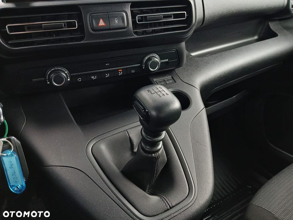 Toyota Proace City Verso 1.5 D-4D Business - 23