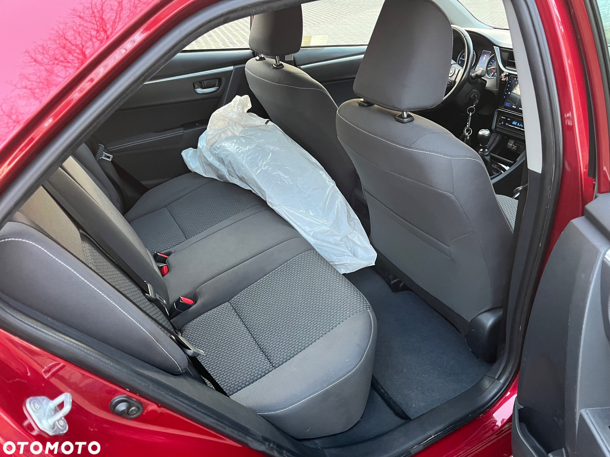 Toyota Corolla - 13