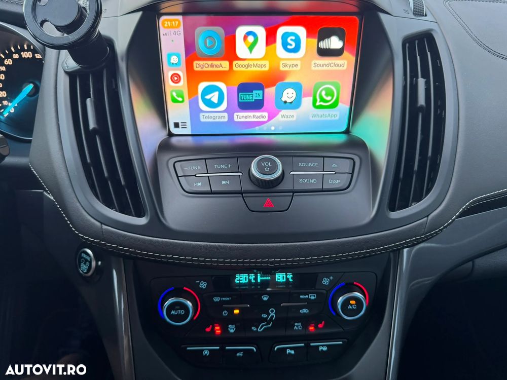 Ford Kuga 2.0 TDCi 4x4 Aut. Vignale - 24