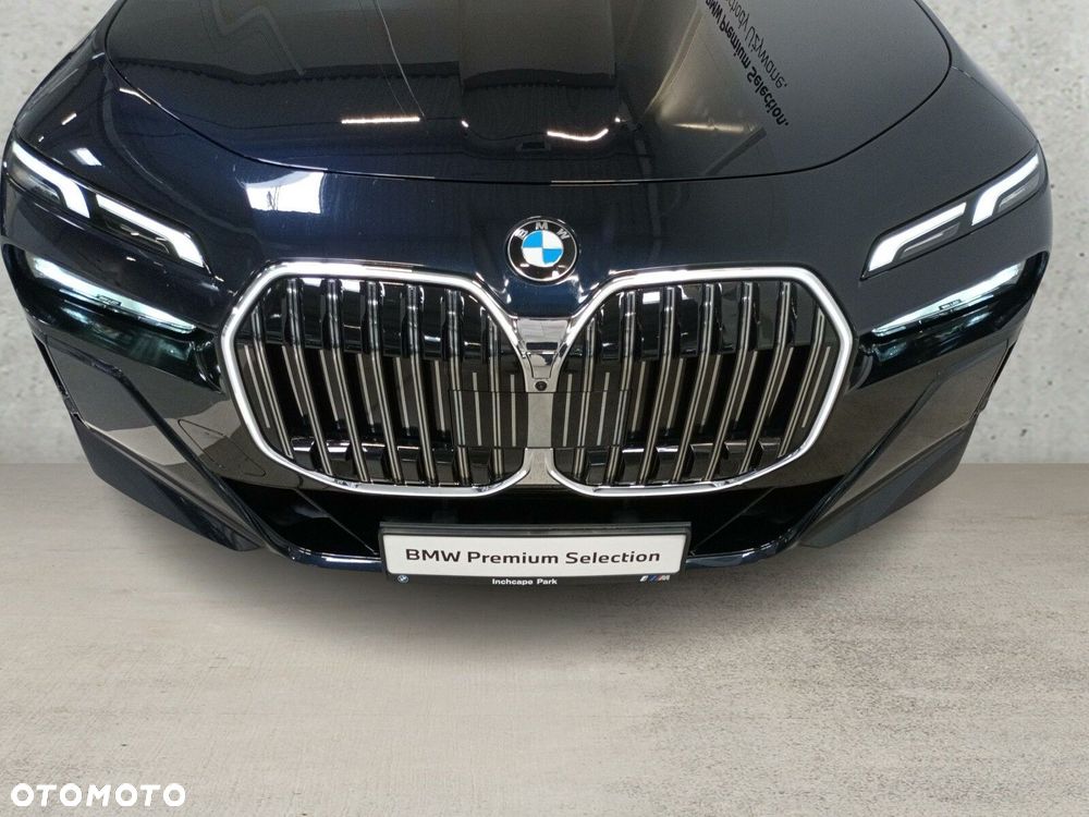 BMW Seria 7 - 24
