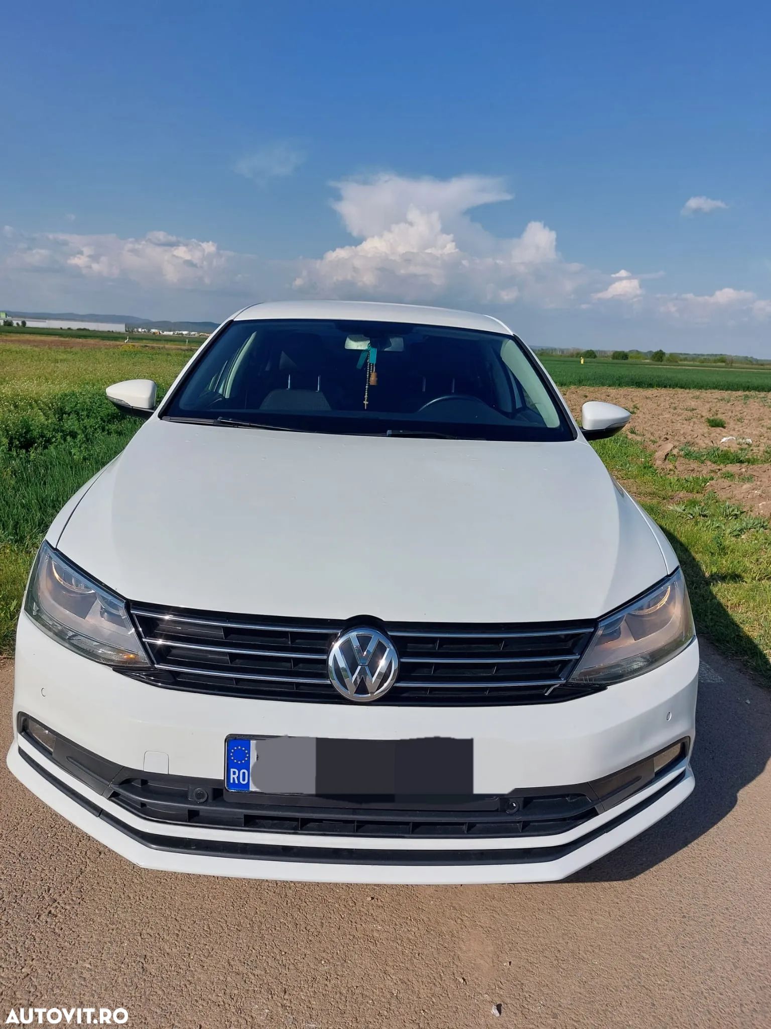 Volkswagen Jetta 1.2 TSI Comfortline - 1