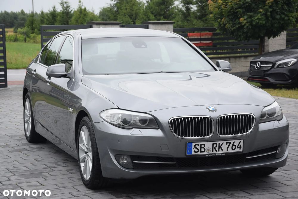 BMW Seria 5 520d Luxury Line - 29