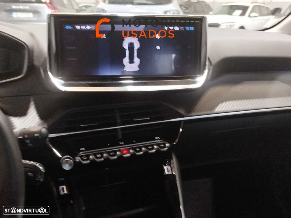 Peugeot 208 1.2 Hybrid Allure e-DCS6 - 18