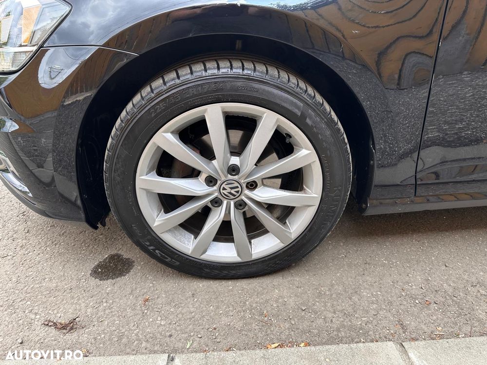 Volkswagen Golf - 9