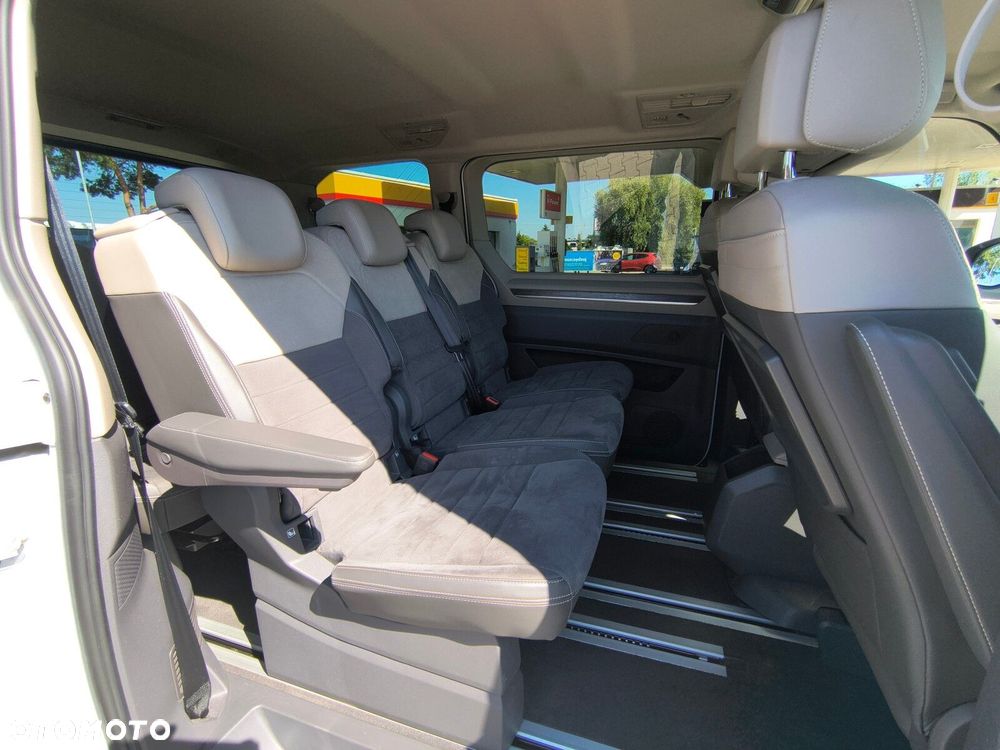 Volkswagen Multivan - 8