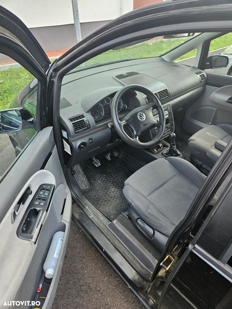 Volkswagen Sharan 1.9TDI Trendline - 7