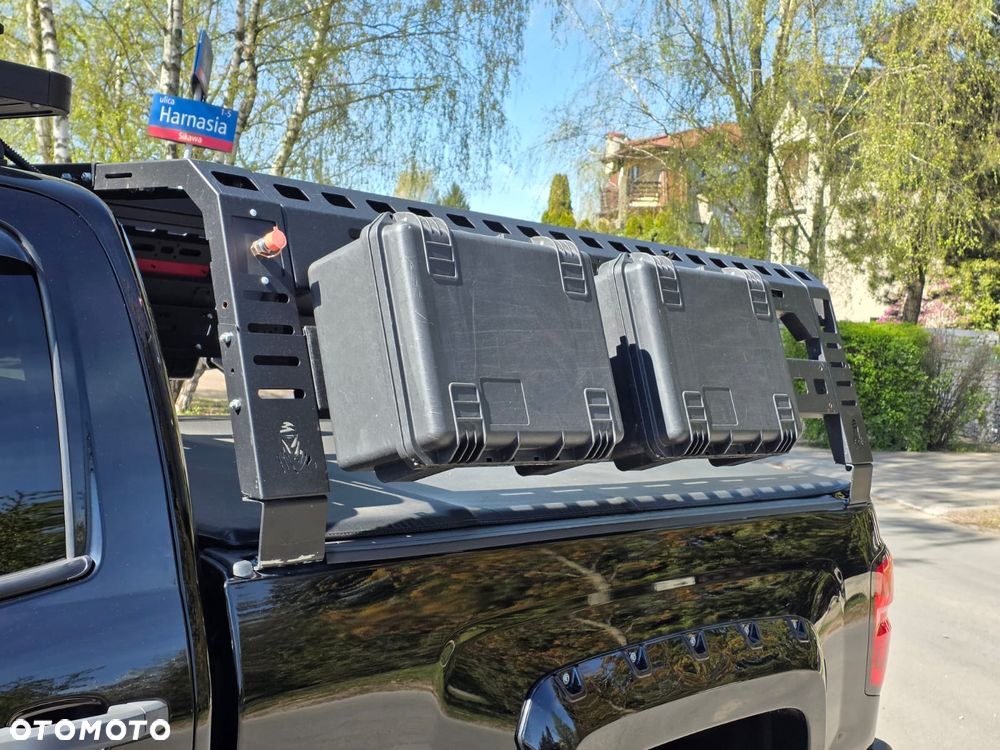 Chevrolet Silverado - 22