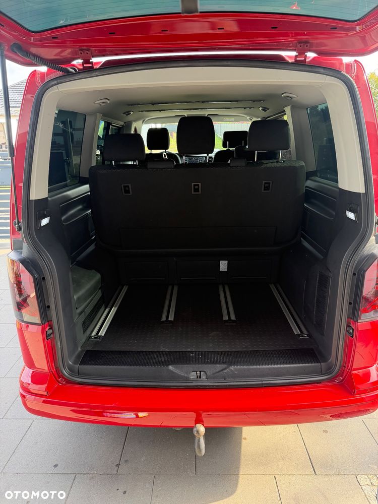 Volkswagen Multivan - 9