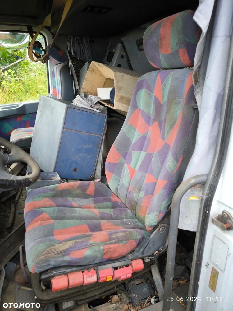 FOTEL PRAWY LEWY KIEROWCY MERCEDES ACTROS MP 1 - 3