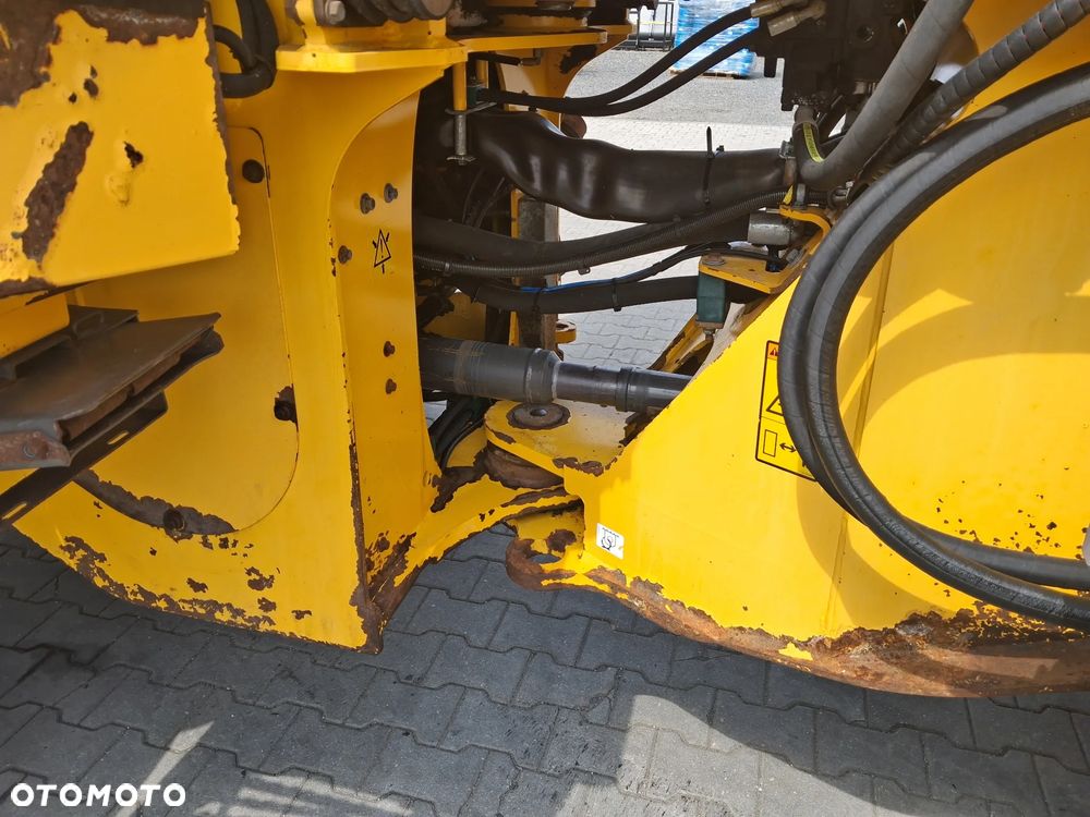 Volvo L 90 F - 10