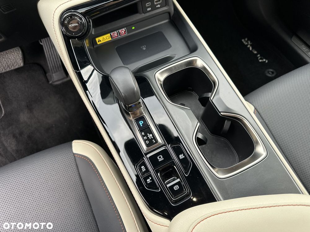 Lexus NX 350h Prestige AWD - 19