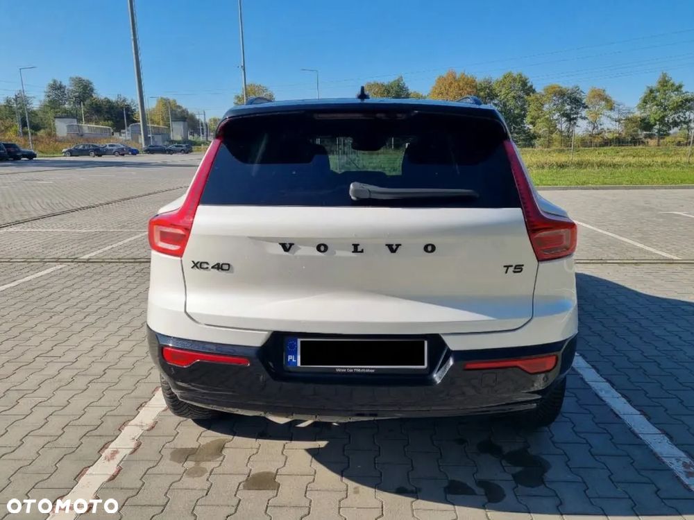 Volvo XC 40 T5 AWD R-Design - 6