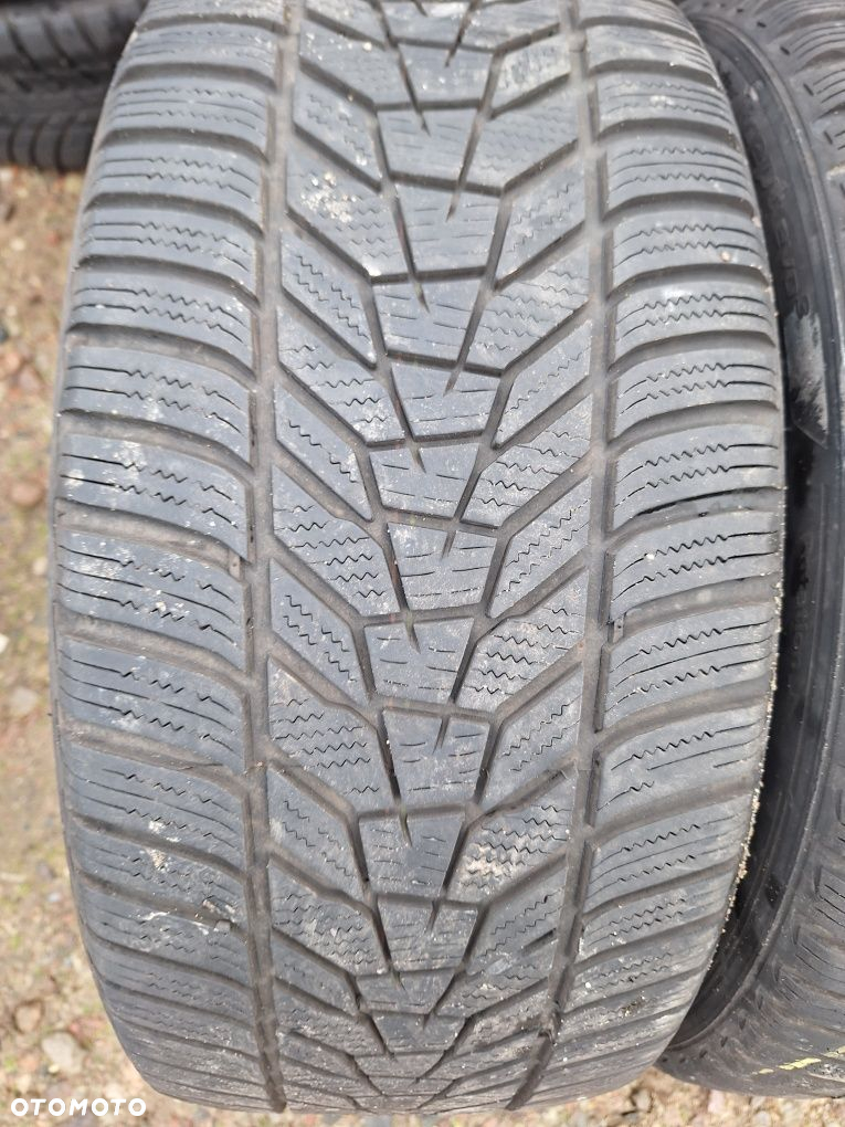 Opony zimowe Hankook Winter icept evo3  245 40 r18 - 3