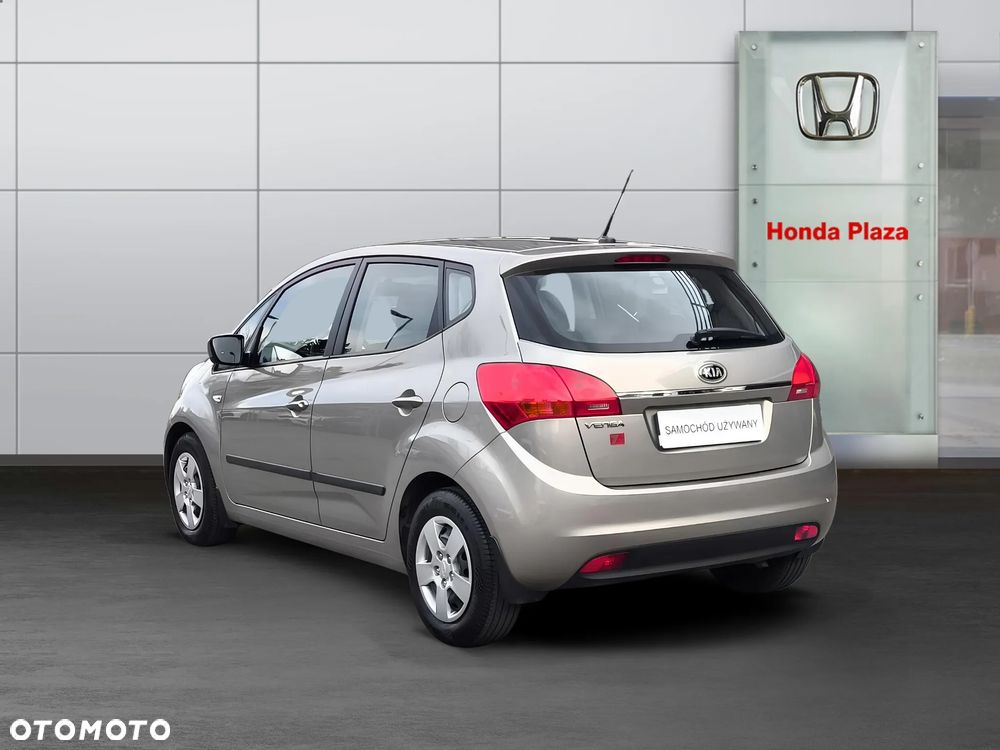 Kia Venga 1.6 M - 3
