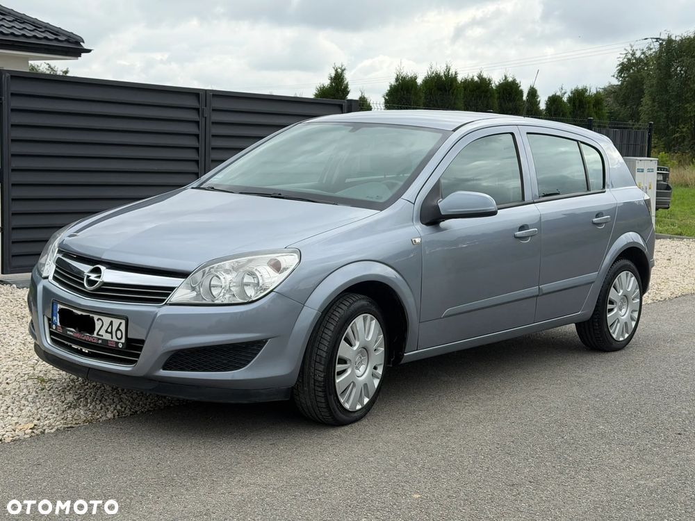 Opel Astra 1.4 Enjoy - 1