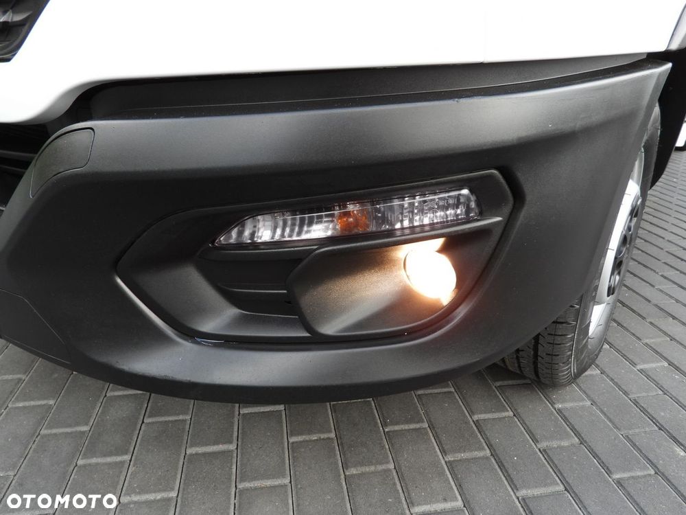 Iveco DAILY  35S18 PLANDEKA 10 PALET WEBASTO TEMPOMAT KLIMATYZACJA  180KM - 23
