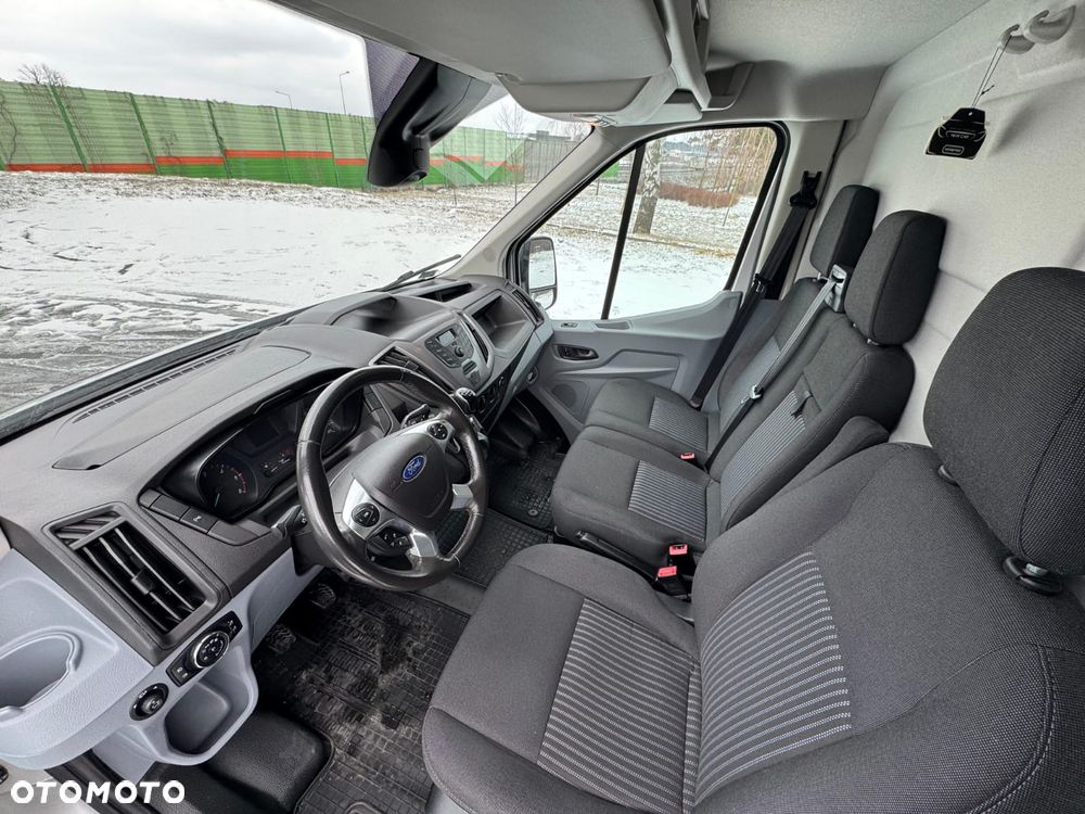 Ford Transit - 20