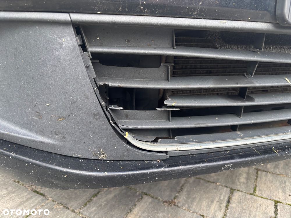 Volkswagen Touran 1.6 TDI DPF BlueMotion Technology MATCH - 6